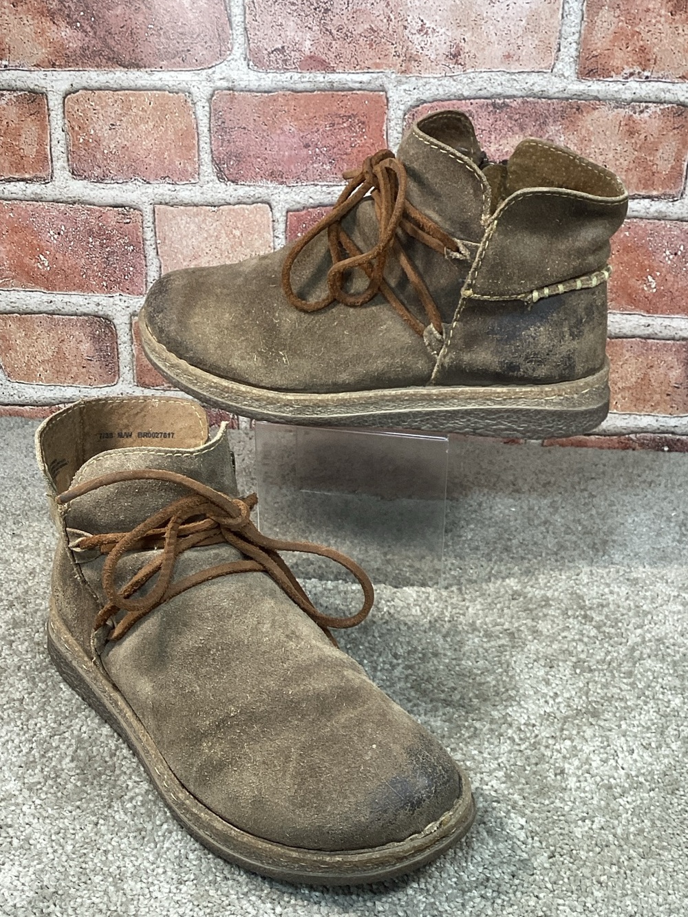 Born Calyn Womens rustic chic ankle boots size 7